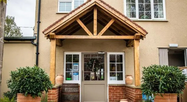 The Three Horseshoes, Prenota Hotel Melton Constable Inghilterra