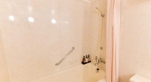 Четырёхместный номер Hollywood Narita Tobu Hotel Airport