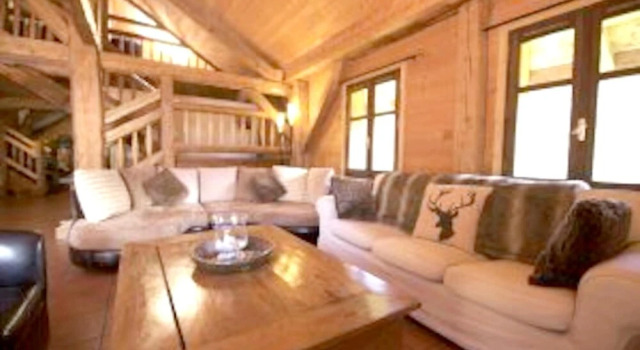 Apartment with 5 Bedrooms in Montriond, with Wonderful Mountain View, Furnished Garden And Wifi - 7 Km From the Slopes