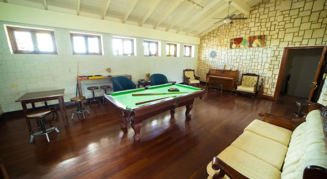 Junior Suite Reggae Legends Estate