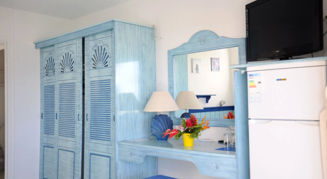 Résidence Tropicale, Rezerwuj Apartament Hotele w Grande-Terre z parkingiem, Parking