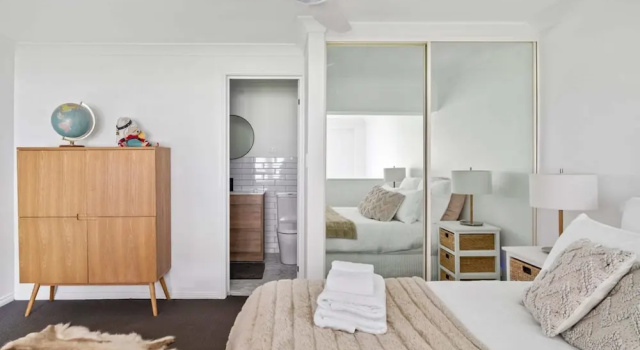 Loft Style Apartment in the Heart of Surry Hills