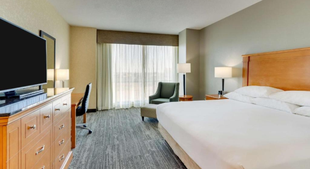 Номер Superior Drury Inn & Suites Orlando near Universal Orlando Resort