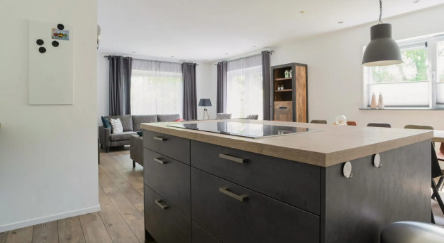 Group House in Lemele Near Heuvelrug, Rezerwuj Hotel Lemele Salland