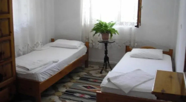 Kristal Motel
