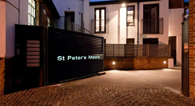 Апартаменты HomefromHolme St Peters Mews