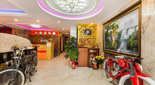 OYO 1108 Iboss Hotel, Забронировать Отель Отели провинции Хошимина с парковкой, Парковка