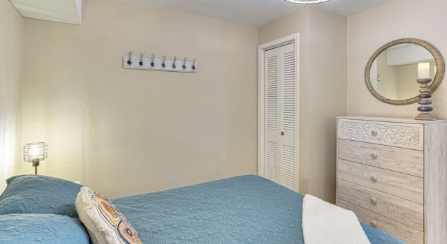 Cozy Lake Ozark Villa w/ Main Channel Views, Забронировать Вилла Озеро Озаркс Lake of the Ozarks