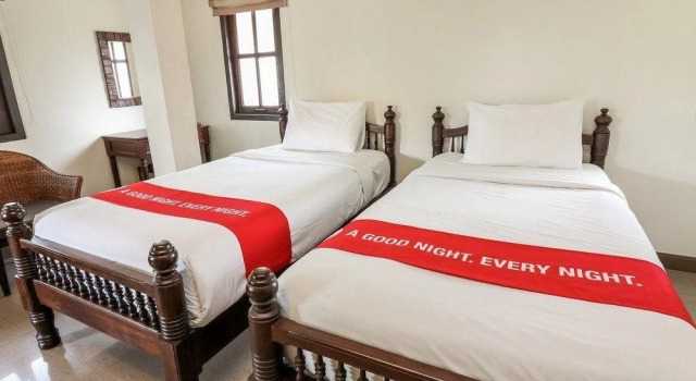 Nida Rooms Moon Muang Sriphum Minimal, Забронировать Отель Чиангмай провинция Чианг Май, рядом с Wat Koo Tao