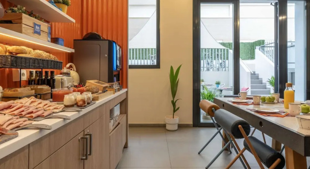 Двухместный номер Standard ibis budget Valencia Centro Puerto