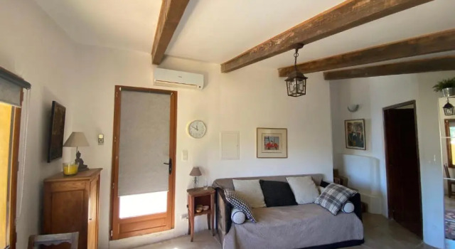 Superbe T2 avec très grande terrasse vue sur mer, Забронировать Отель Тьючча South Corsica