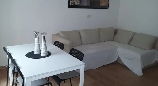 Very Central Apartment, a few Steps From the Duomo and the Theatre, With Balcony