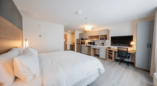 Двухместный люкс Candlewood Suites Trois Rivieres Ouest by IHG