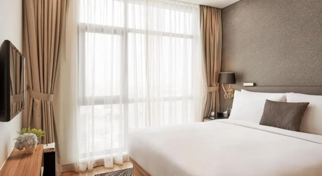 Номер Deluxe Oakwood Residence Saigon