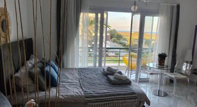 Relaxing Studio by the Sea