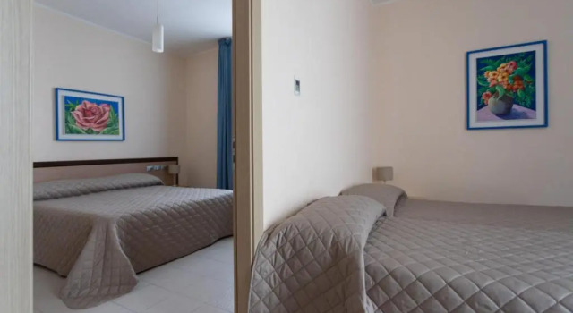 Четырёхместный номер Standard Club Azzurro Hotel & Resort