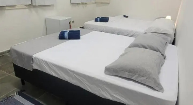 Tutts Cabana Hostel, Забронировать Хостел Хостелы Гуаружа, Хостел
