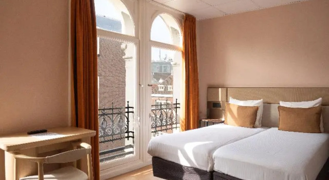 Двухместный номер Standard CS Hotel