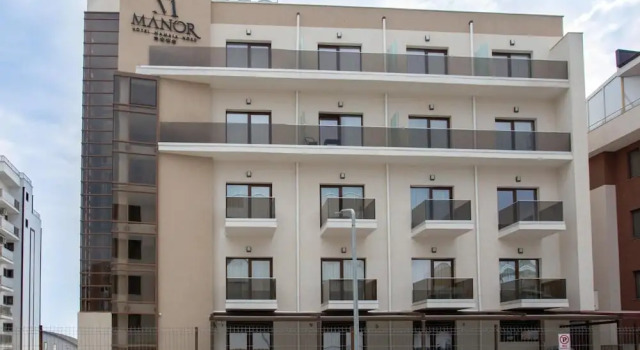 Hotel Manor, Varaa Hotelli Navodari Mamaia-Sat