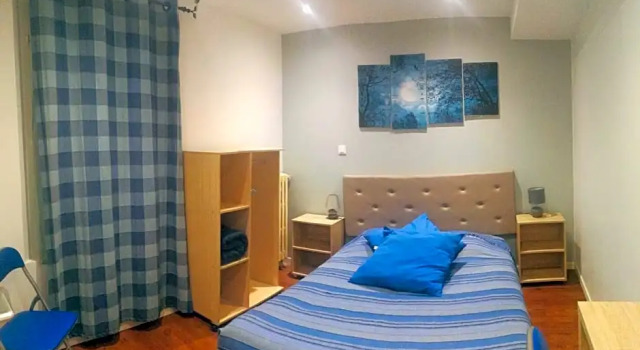 Auberge Roman, Забронировать Хостел Хостелы Alpes-de-Haute-Provence, Хостел