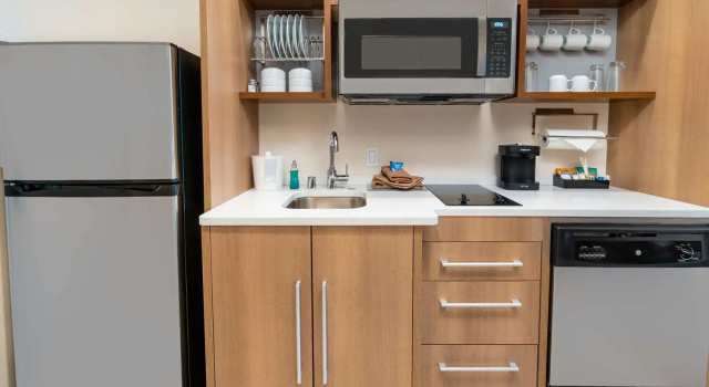 Двухместный люкс Home2 Suites Corona, Ca