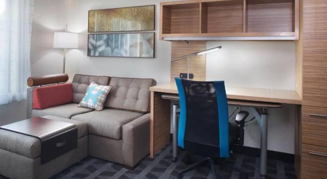 Студия TownePlace Suites by MarriottDetroit Canton