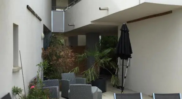 appartement Calvi, Rezerwuj Apartament Hotele w Korsyka z parkingiem, Parking