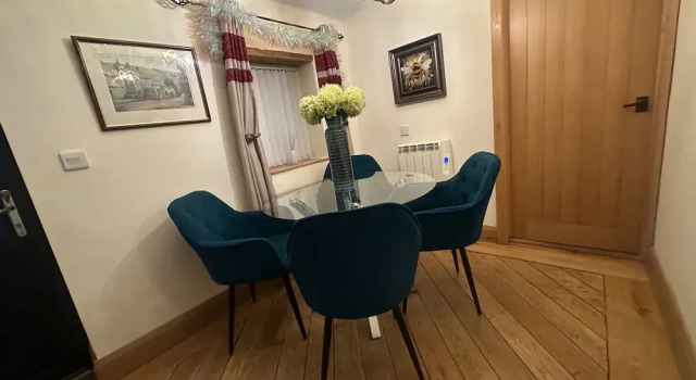 Meagill Cottage, Sleeps 4 With Hot Tub & Parking, Забронировать Отель Отели Англии 3 звезды, 3*