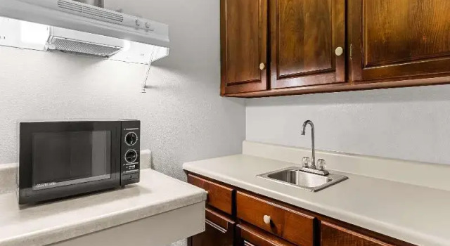 Suite Quality Inn