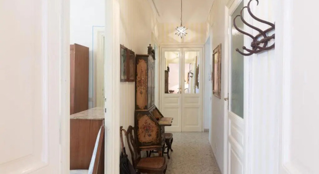 Nizza Bourgeois Family Apartment, Забронировать Апартаменты/квартира Рим Лацио, рядом с Посольство США в Риме