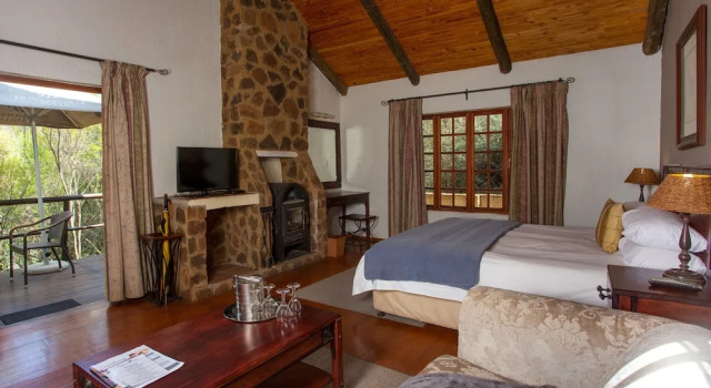 Коттедж Deluxe с 2 комнатами Whispering Pines Country Estate
