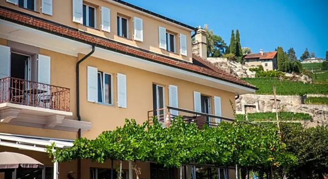 Auberge de Rivaz, Varaa Hostelli  