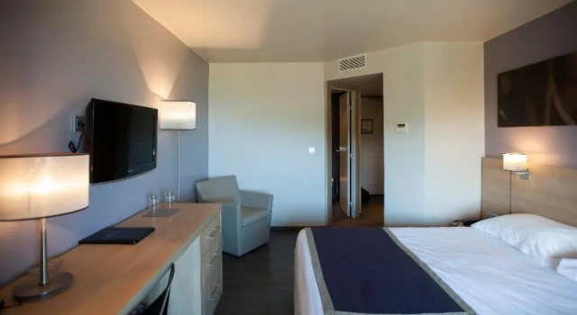 Двухместный номер Standard с балконом Hôtel CastellVerde