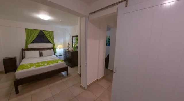 Люкс с 2 комнатами Casa Verde Hotel - Steps to the Beach, Pool, Restaurant & Bar