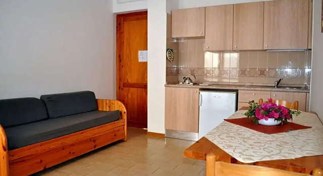 Апартаменты Economy Residence Eucalipti