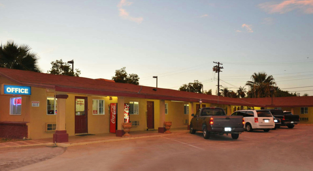 California Suites Motel