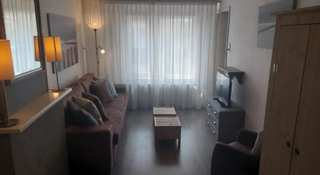 Appartement met inpandig balkon, 150 meter verwijderd van strand en centrum, Book Apartment Zoutelande 