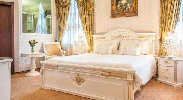 Апартаменты Deluxe Palace Hotel Polom