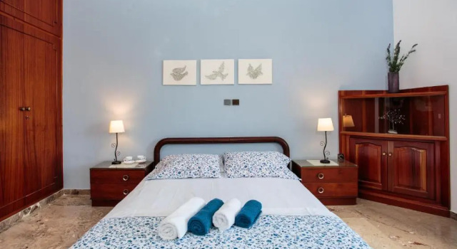 Villa Melpomeni, Prenota Villa Marpissa Paro
