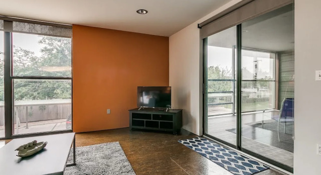 Jolly Ollie - Ultra Modern OKC Loft - Sleeps 4, Rezerwuj Hotel Oklahoma City Oklahoma