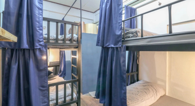 Кровать в общем номере (женский номер) Smart Hostel