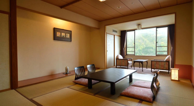 Jozankei Manseikaku Hotel Milione, Book Hotel Hoteller i Douou med pool, Swimmingpool