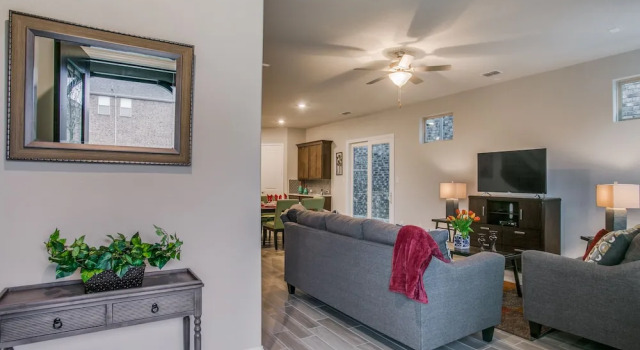 Beautiful furnished 3 bedroom Allen Home