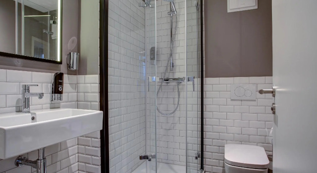 Трёхместный номер Standard Vienna House Easy by Wyndham Hamburg Hauptbahnhof