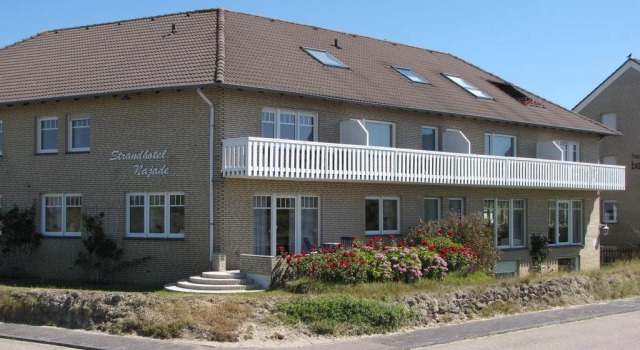 Strandhotel-Najade, Забронировать Отель Боркум East Frisian Islands, рядом с Оздоровительный центр и аквапарк "Гецайтенланд"