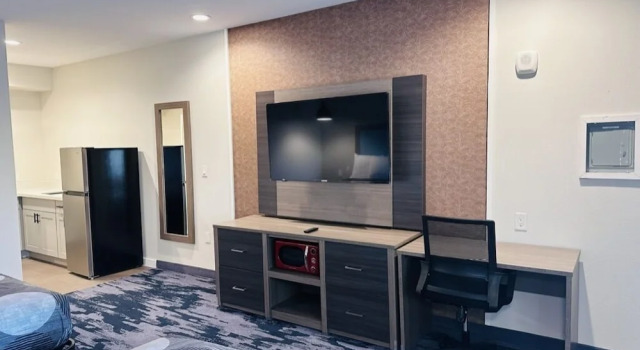 Palace Inn, Rezerwuj Mini-hotel Hotele w Humble ze śniadaniem, Śniadanie