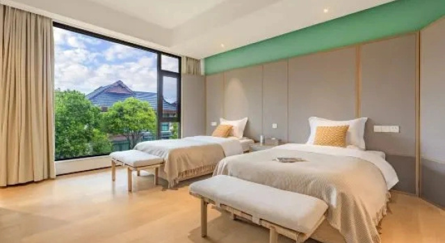 Двухместный люкс с видом на внутренний двор Gaoligong Hidden Springs Wellness Manor