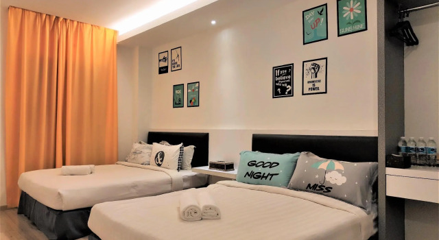Семейный люкс Hotel Zamburger Plaza Mahkota