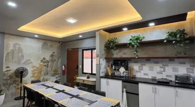 Кровать в общем номере Kugii Hostel - Self Check-in Capsule Hostel near Cebu Airport