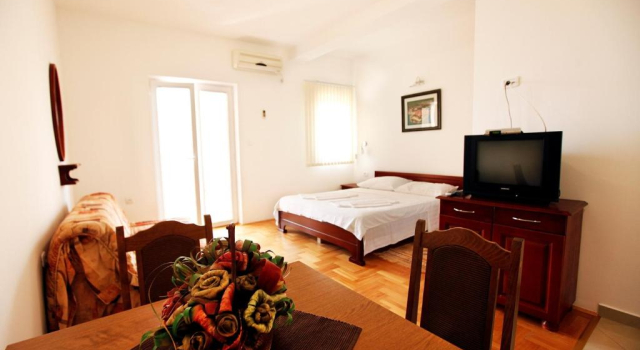 Студия Apartments Baron
